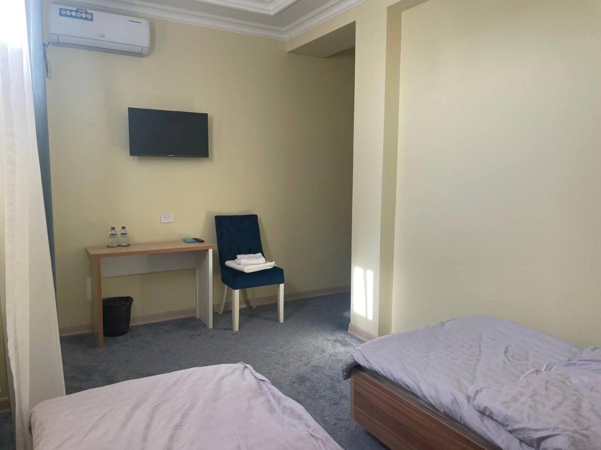 Hotel Plus 1 撒马尔罕 外观 照片
